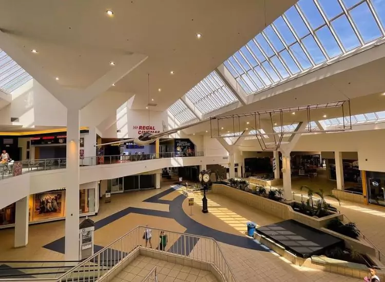 Arnot Mall - Shopping Malls in New York City