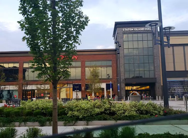Staten Island Mall - Shopping Malls in New York City